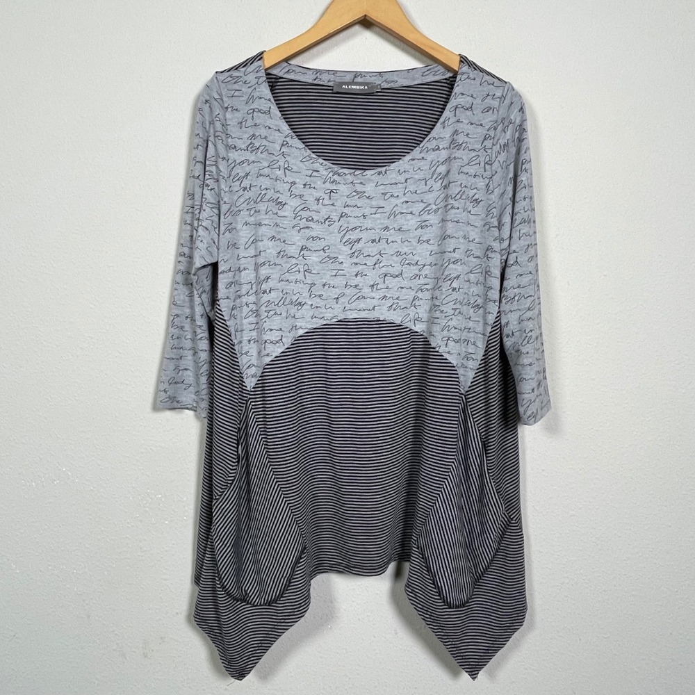 Alembika Tunic Top Artsy 3 L Gray Script Stripe Sharkbite Hem Lagenlook Pocket